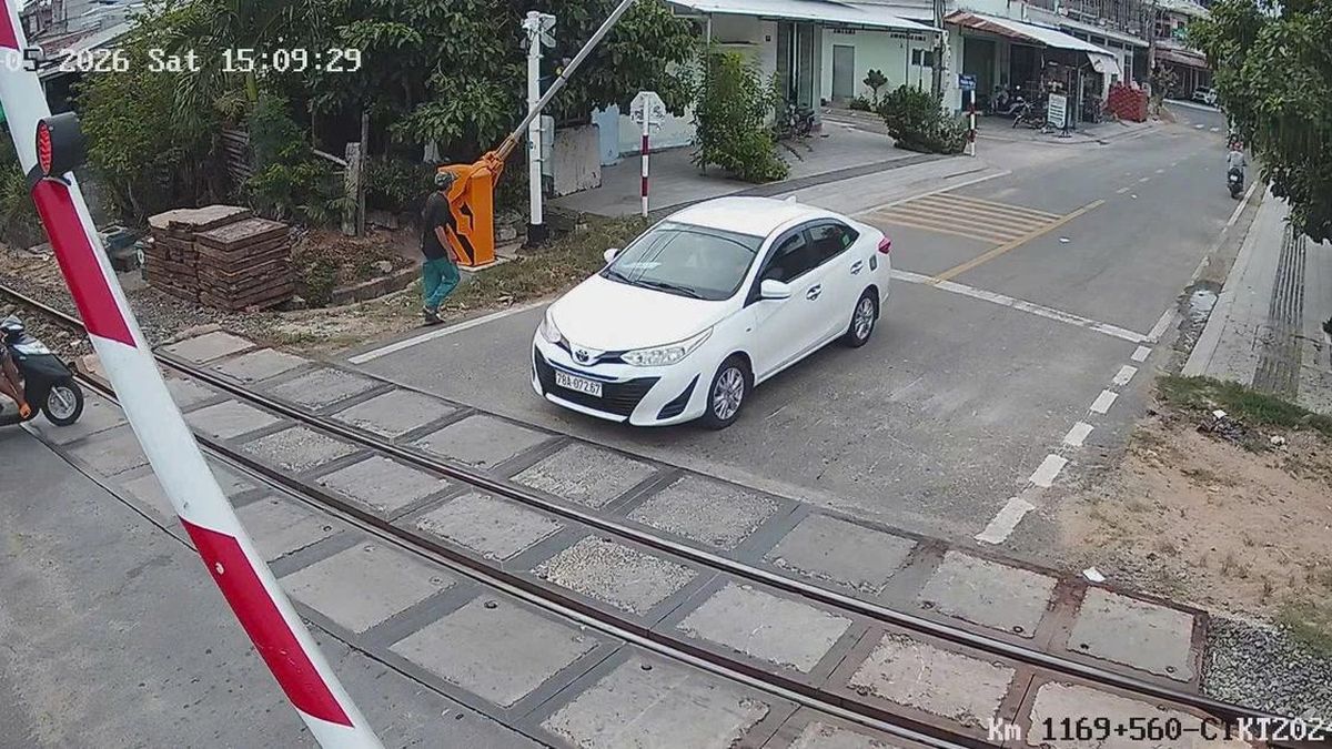 Đắk Lắk: Xử lý nhiều lái xe vượt rào chắn ngang qua đường sắt - Báo Công An Nhân Dân