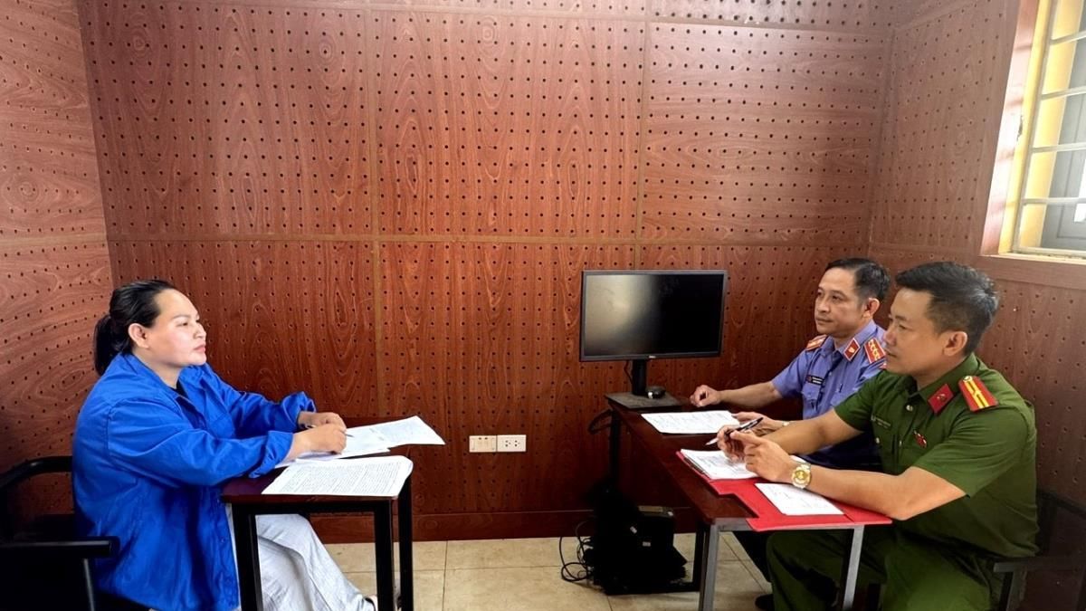 Xộ khám vì lừa đảo 'chạy án' - Chuyên trang Công an Đà Nẵng - Báo Công an Nhân dân