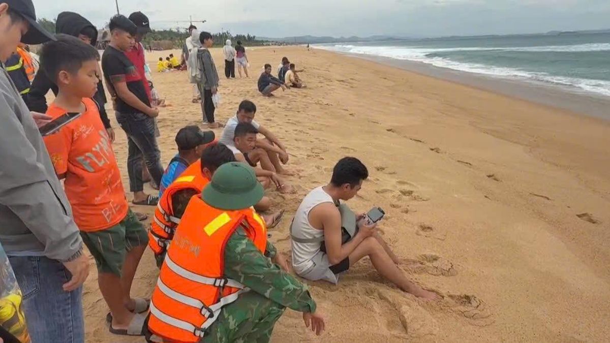 Dùng thiết bị không người lái tìm du khách Trung Quốc mất tích ở biển Đắk Lắk - Báo VTC News