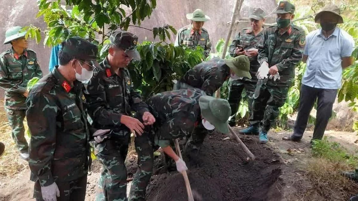 Phát hiện thêm 1 hài cốt liệt sĩ tại Đồi Cư Jú ở Đắk Lắk - Báo Nhân Dân