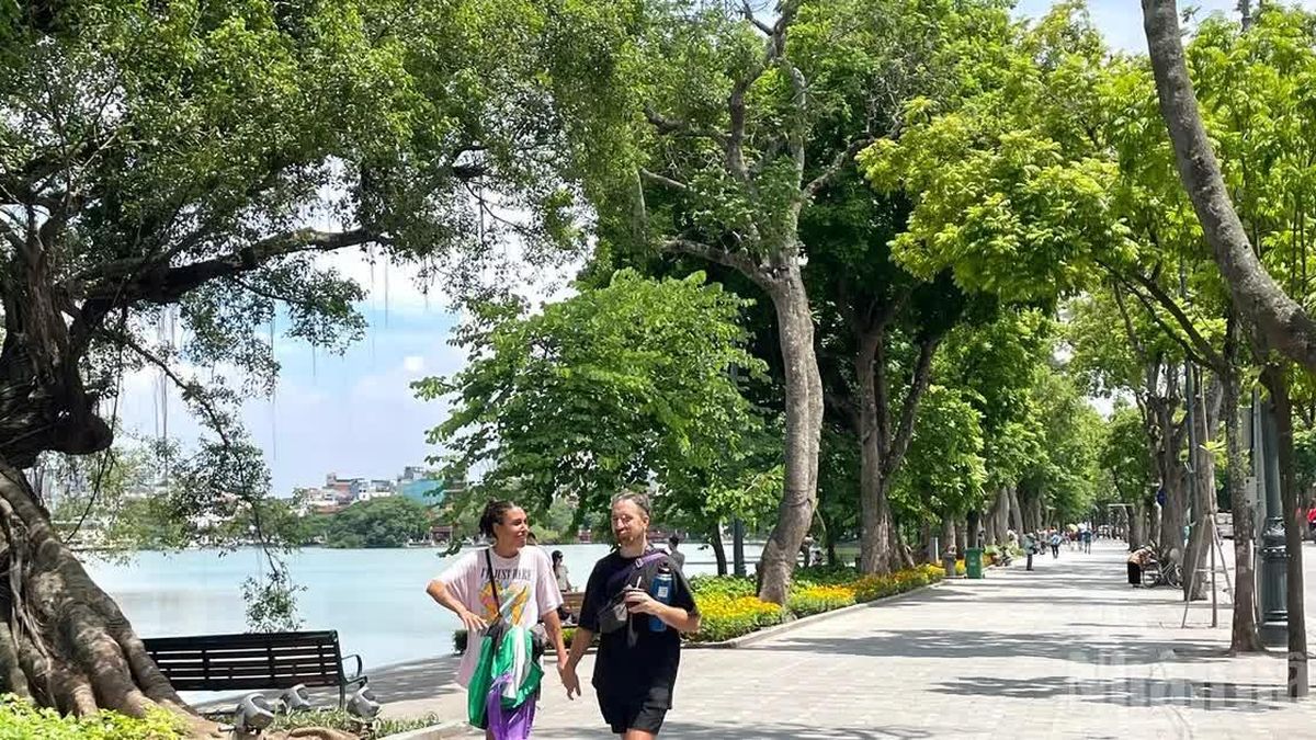 Cảnh báo nắng nóng ở khu vực Bắc Bộ và Trung Bộ có thể kéo dài đến ngày 15/8 - Báo Nhân Dân
