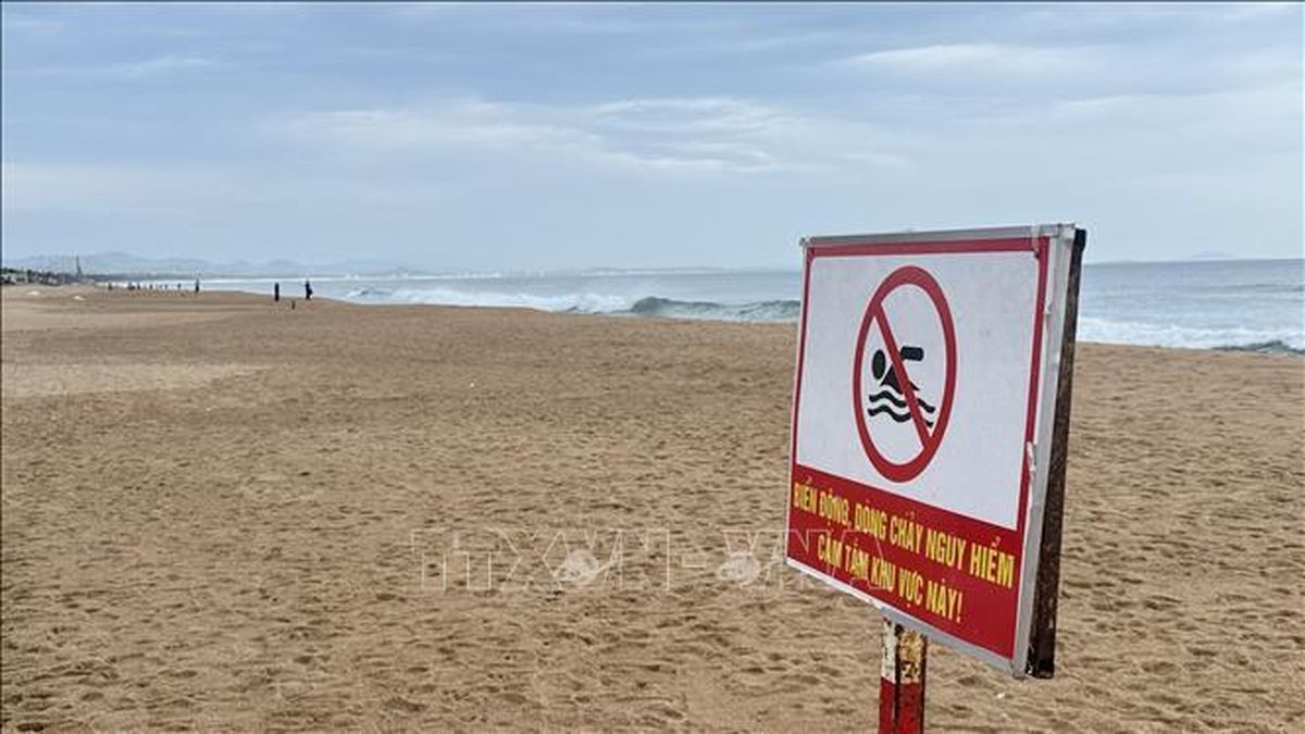 Chấn chỉnh tình trạng mê tín dị đoan trong vụ du khách đuối nước tại Tuy Hòa - Báo Tin Tức TTXVN