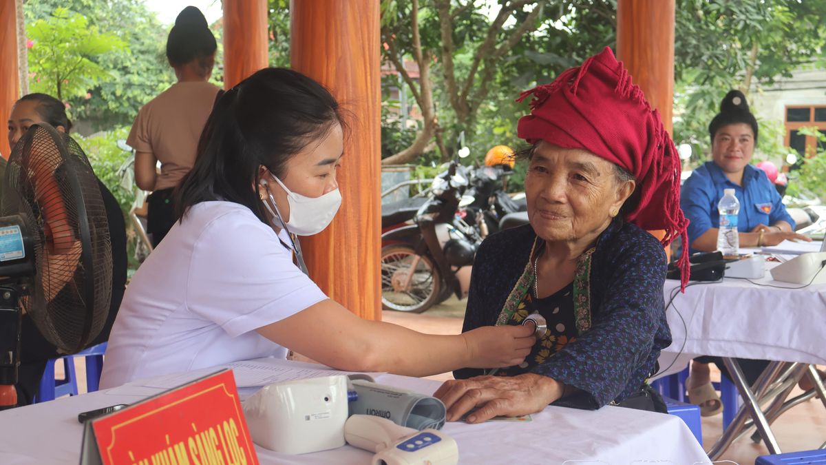 Thách thức về trang thiết bị và nhân lực tại y tế cơ sở - sức khỏe news from Báo Mới