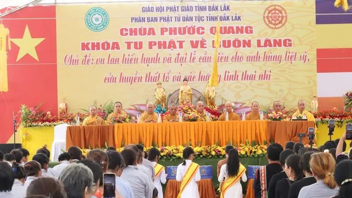 Đắk Lắk: Khóa tu 'Phật về buôn làng', và lễ Vu lan tại chùa Phước Quang - Giác ngộ