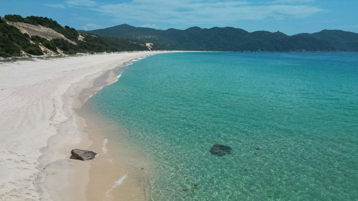 Địa điểm du lịch 2/9 ở miền Trung: Khám phá 4 bãi biển đẹp, không lo đông đúc - Báo VietnamNet