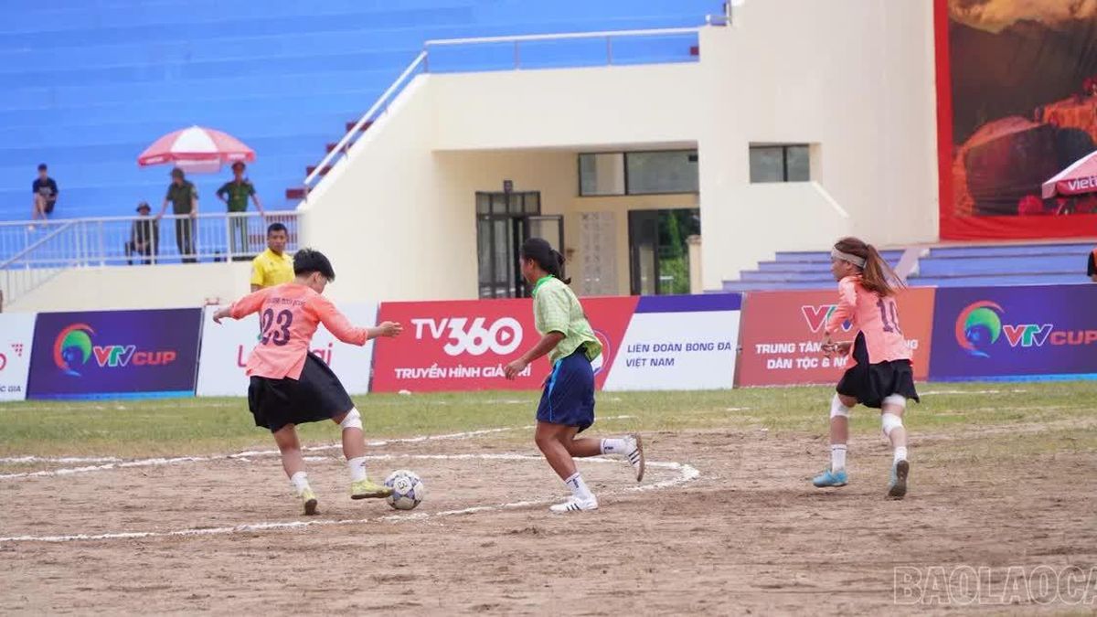 Thắng Ea Păl (Đắk Lắk) với cách biệt 3 bàn, Lâm Bình (Tuyên Quang) giành quyền vào bán kết - Báo Lào Cai