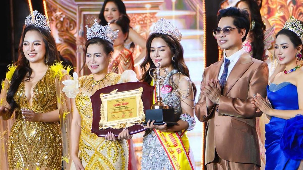 Nữ MC Đất Mỏ đăng quang Hoa hậu Nhân ái - Hoa hậu Doanh nhân Hương sắc Việt Nam 2026 - Chuyên trang Gia Đình & Xã Hội - Báo Sức khỏe & Đời sống