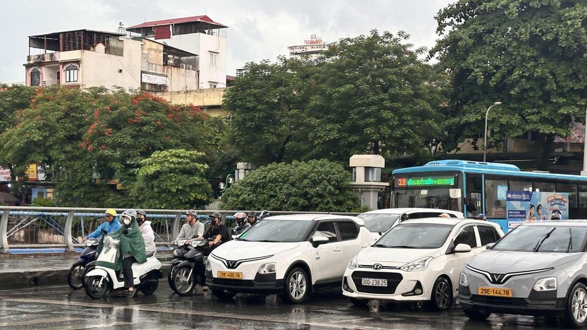 Đêm nay, Bắc Bộ và Bắc Trung Bộ bắt đầu đợt mưa lớn - Báo Pháp Luật Việt Nam