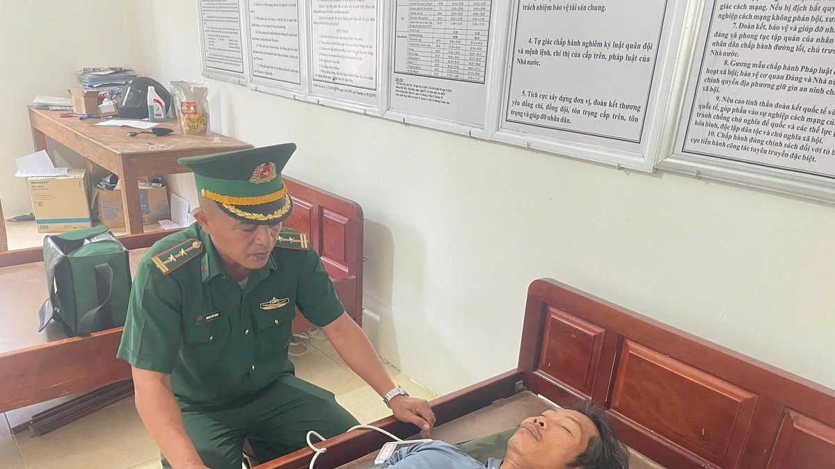Bộ đội Biên phòng tỉnh Đắk Lắk huy động tàu cá cứu 4 ngư dân gặp nạn - Báo Quân Đội Nhân Dân