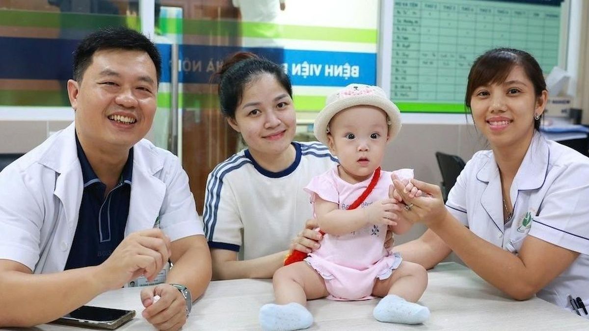 Женщина из Японии родила здорового ребенка в Hà Nội после 10 недель борьбы за жизнь плода