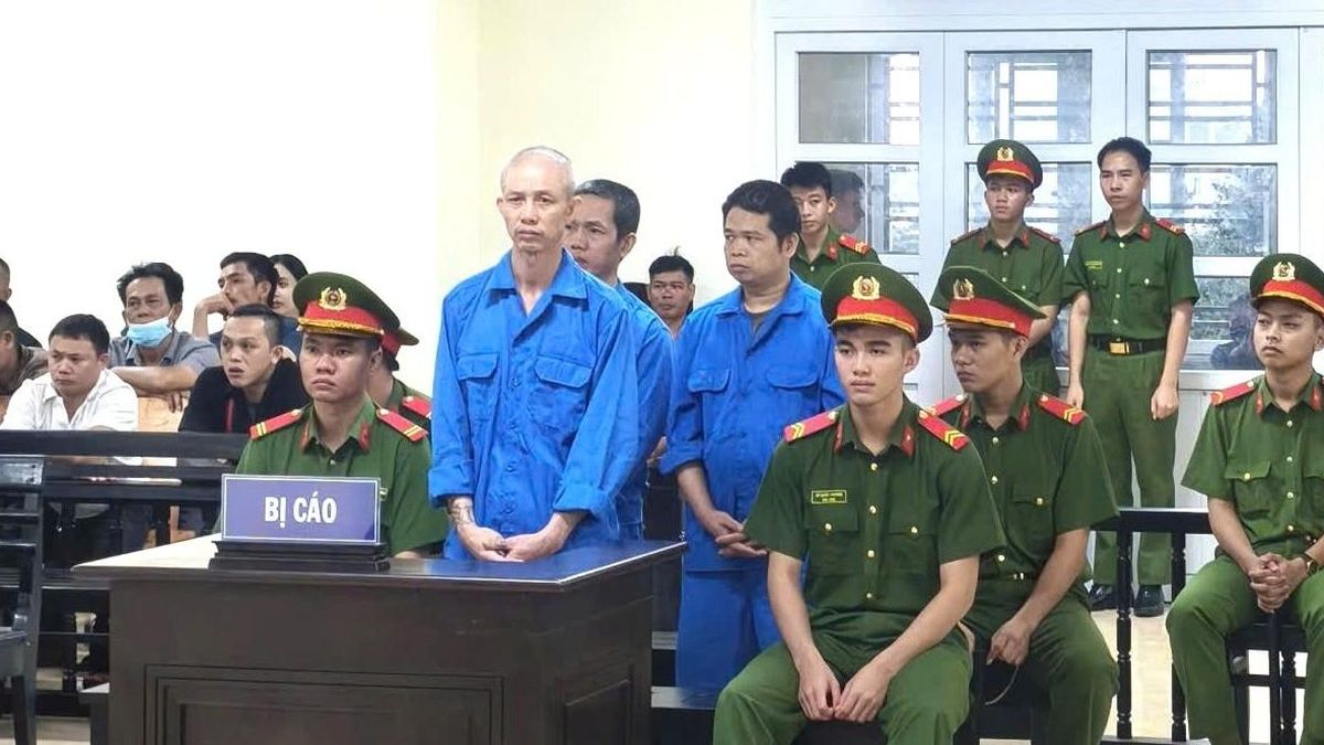 Gã đàn ông có 4 tiền án, mua 6,6kg ma túy cất giấu tại nhà - Báo VietnamNet