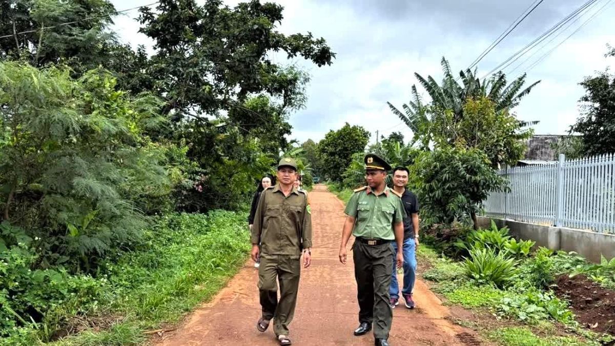 Gần dân, sát cơ sở để phòng ngừa tội phạm từ sớm - Báo Công An Nhân Dân