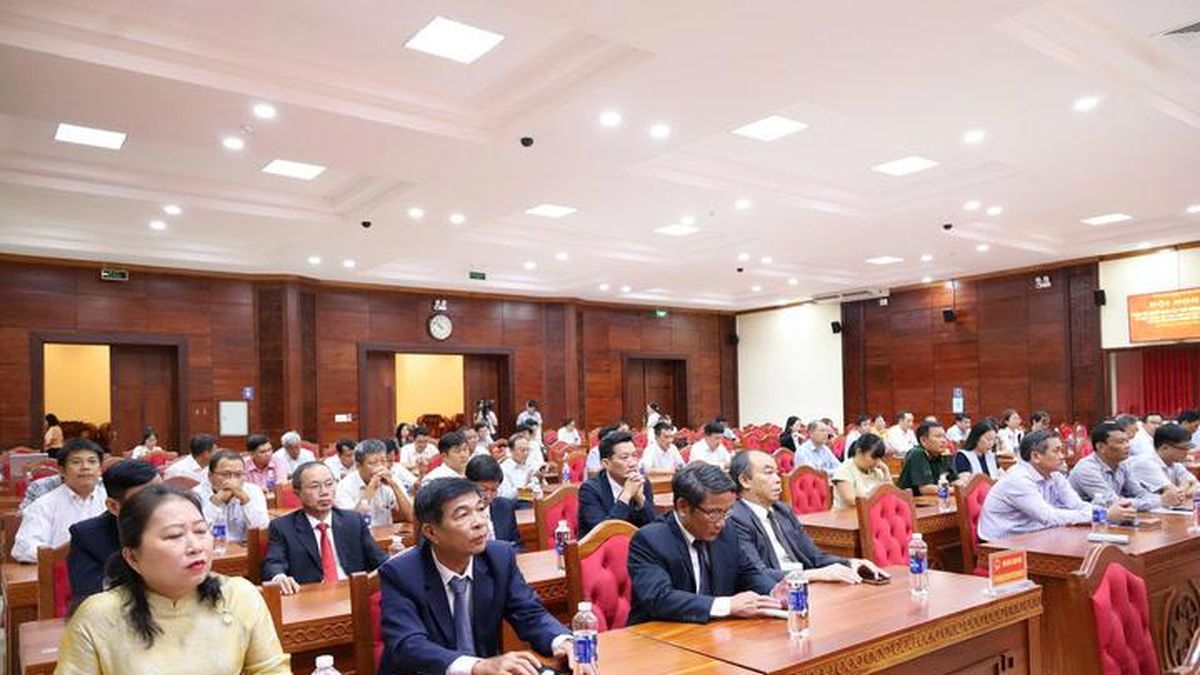 Chủ tịch UBND Đắk Lắk: Phải chủ động tìm nhà đầu tư, không ngồi chờ - Báo Công Thương