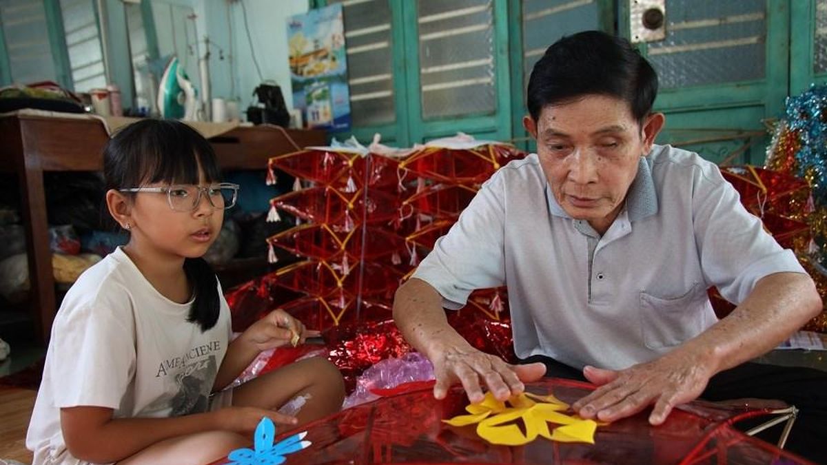 Giữ ấm những mùa Trăng - Báo Văn hóa