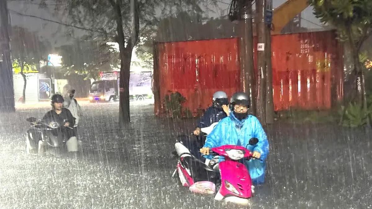 Ban Chỉ đạo Phòng thủ dân sự quốc gia đề nghị 12 tỉnh, thành ứng phó mưa lớn - Báo Sài Gòn Giải Phóng