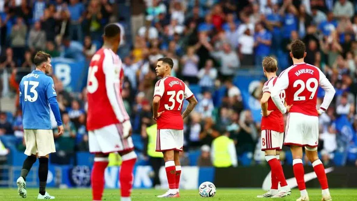 Thua trắng Brighton, Arsenal đứt mạch 7 trận toàn thắng