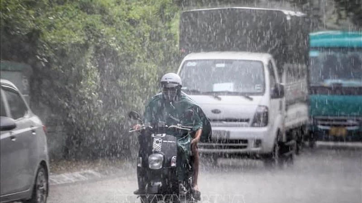 Cảnh báo mưa lớn từ thành phố Huế, duyên hải nam Trung Bộ, phía nam cao nguyên Trung Bộ và Nam Bộ - Báo Nhân Dân