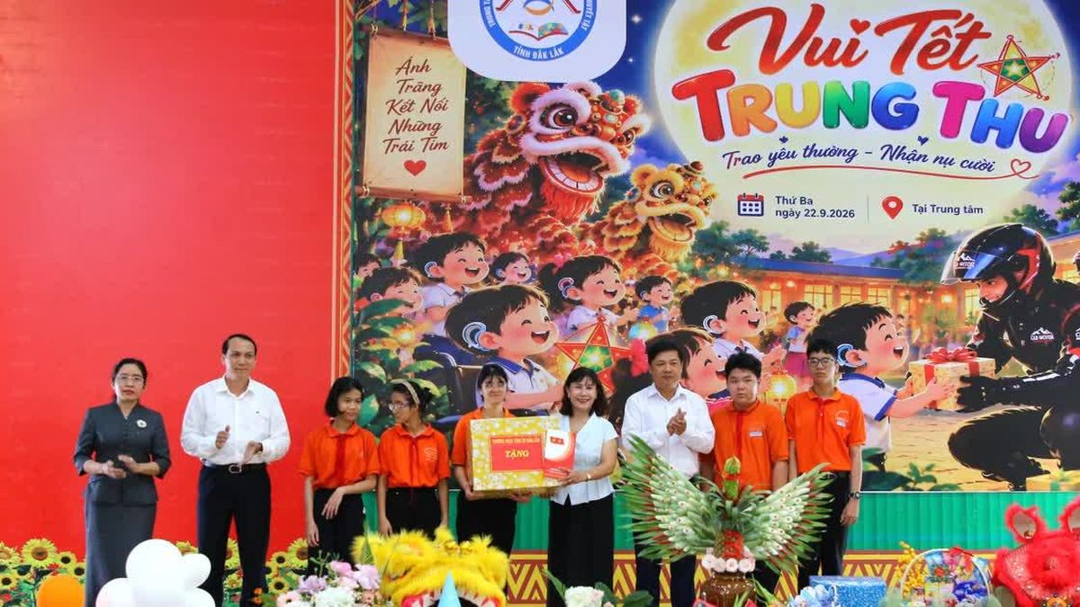Bí thư Tỉnh ủy Đắk Lắk chỉ đạo đề xuất hỗ trợ bữa ăn cho học sinh khuyết tật - Báo Giáo Dục & Thời Đại