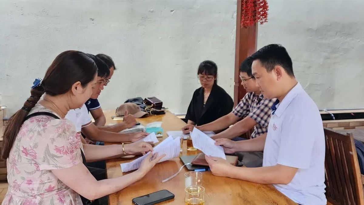 Hơn 10 năm đứng lớp, 8 giáo viên vẫn mỏi mòn chờ một kỳ xét tuyển - Báo Giáo Dục & Thời Đại