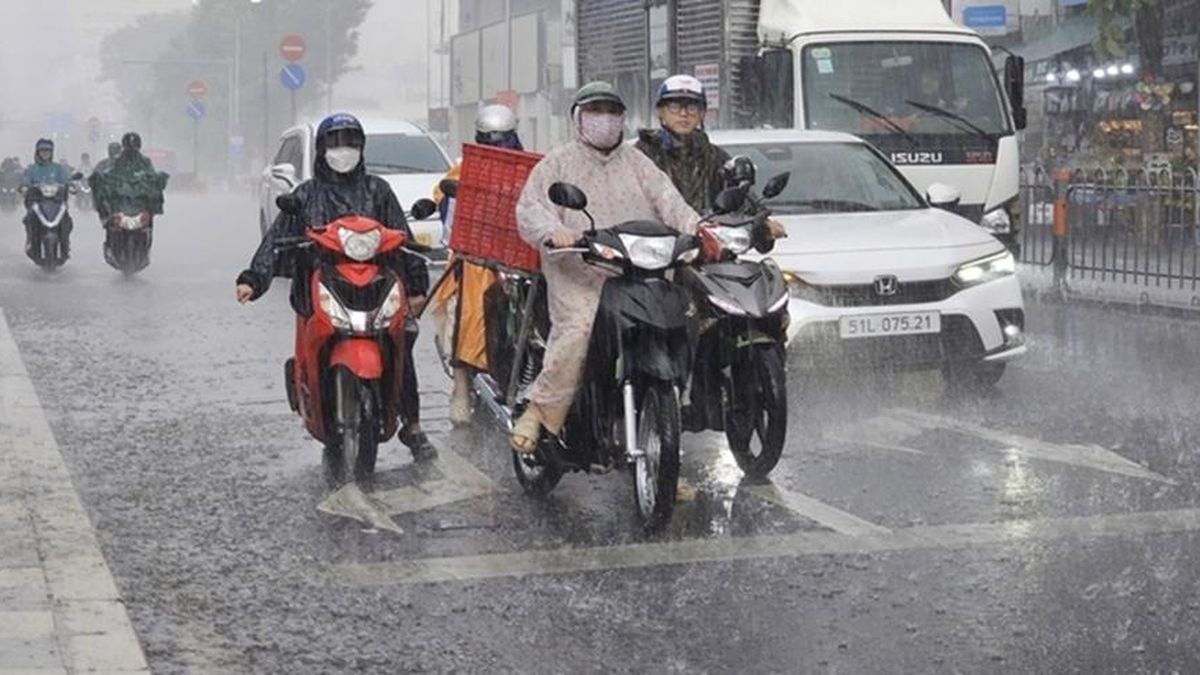 Dự báo thời tiết TP.HCM hôm nay 23/9: Mưa to đến rất to, nguy cơ ngập úng - Báo VTC News