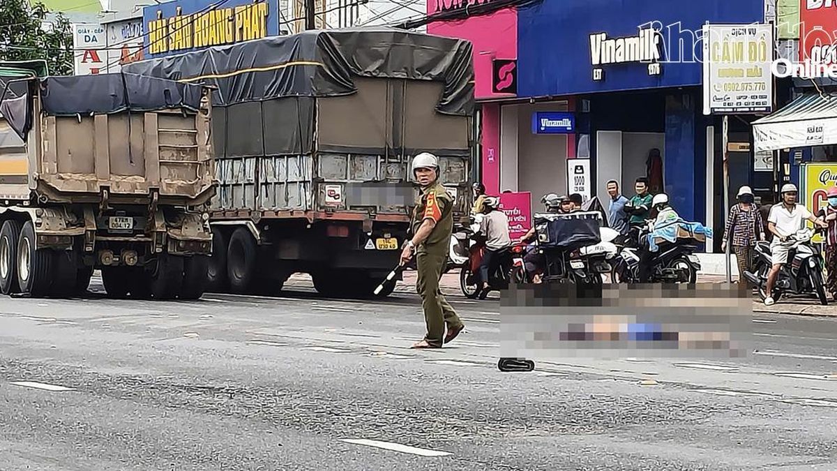 Va chạm với xe ben làm một phụ nữ tử vong - Báo Khánh Hòa