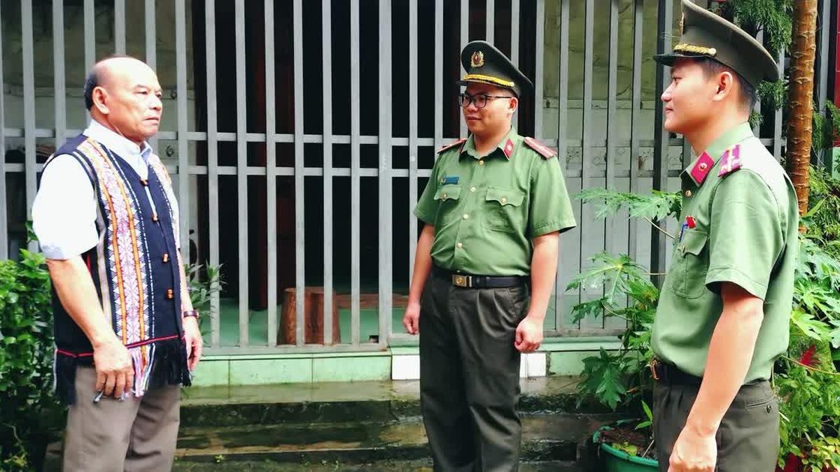 Người có uy tín đồng hành bảo vệ bình yên ở vùng cao Nam Trà My