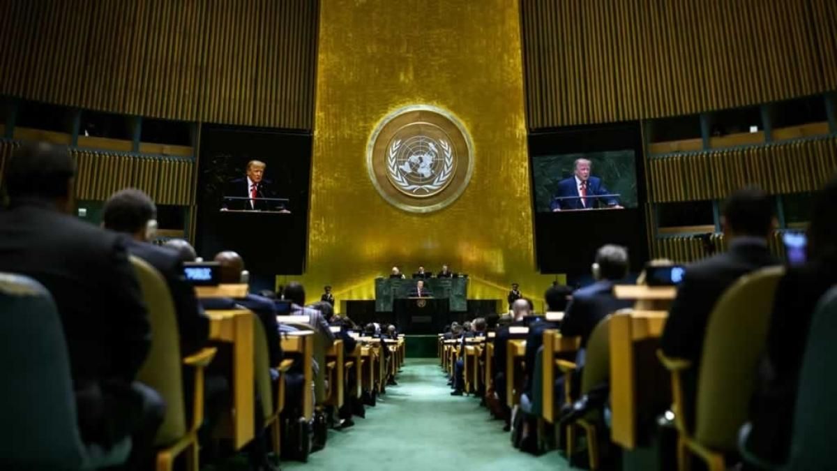 Tổng thống Trump nói 'Trí tuệ nhân tạo' nên đổi thành 'Siêu trí tuệ'