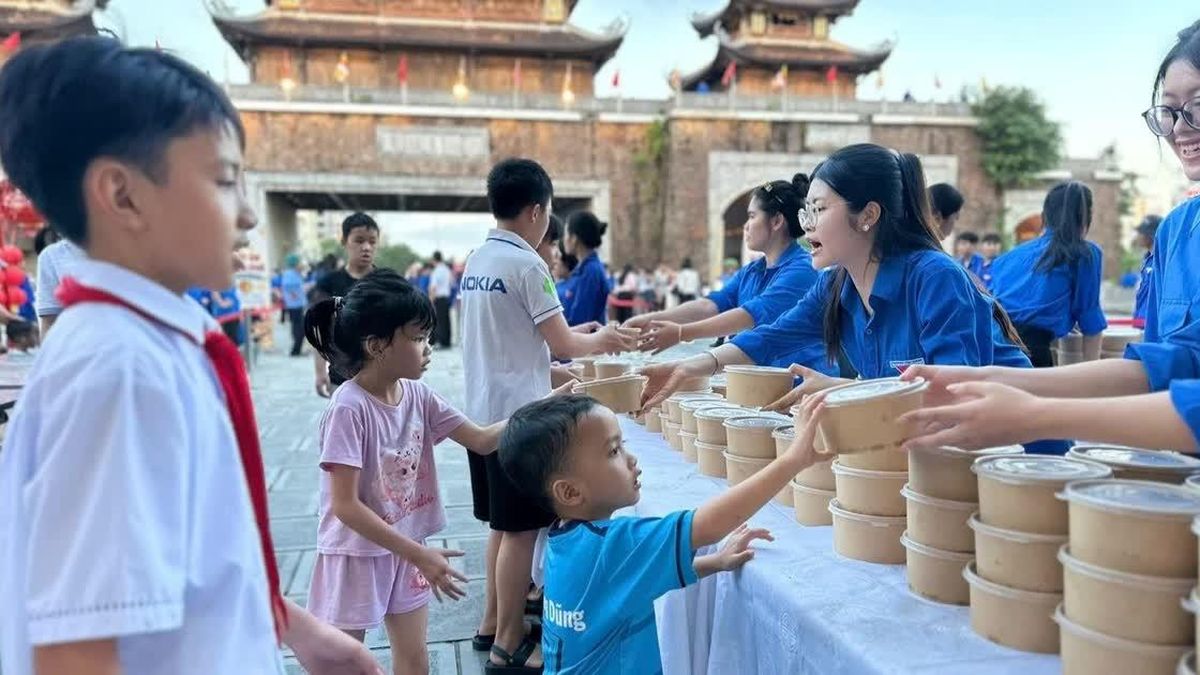 12.000 suất ăn miễn phí tặng thiếu nhi dịp Trung Thu ở Ninh Bình