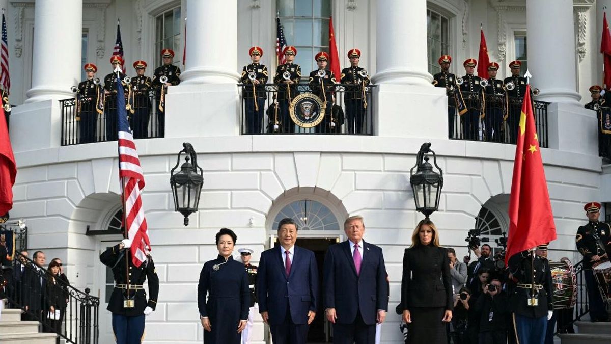 Tổng thống Donald Trump chủ trì lễ đón Chủ tịch Tập Cận Bình, thượng đỉnh Mỹ - Trung bắt đầu