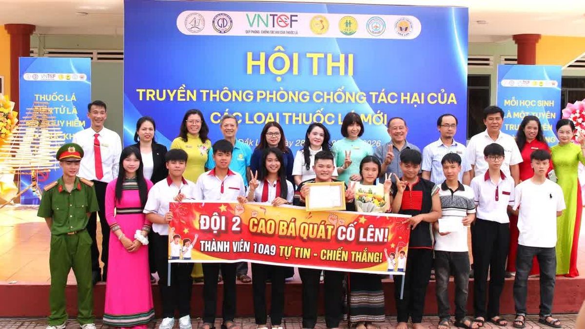Học sinh Đắk Lắk nhận diện thuốc lá điện tử từ tình huống cụ thể - Báo Giáo Dục & Thời Đại