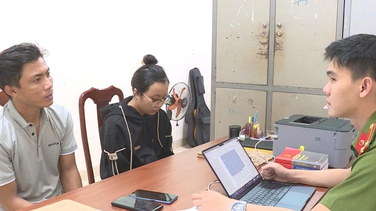 Ra tù 3 tháng, cặp tình nhân lại bị bắt vì lừa đảo - Báo VietnamNet