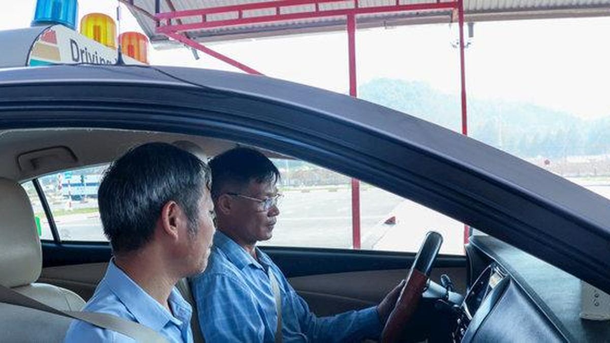Cần tăng cường bảo đảm an toàn trong đào tạo lái xe - Báo Hà Nội Mới