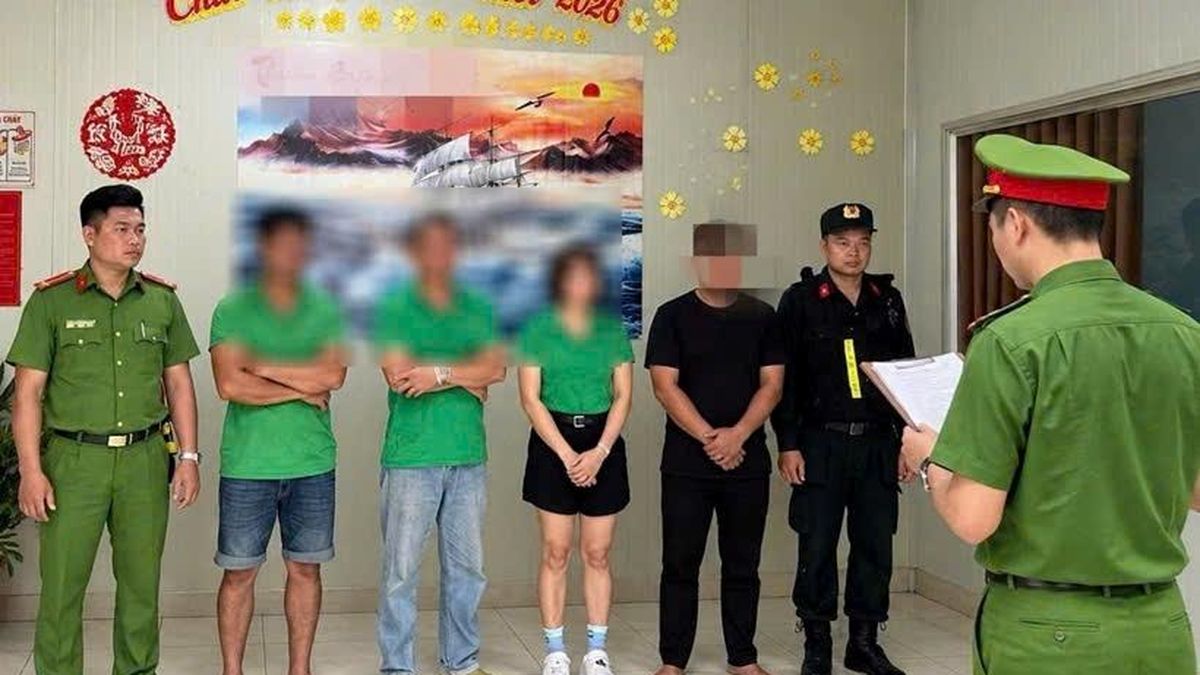 Chặn đứng đường dây tiêu thụ phân bón giả tại Tây Nguyên - Báo Bảo Vệ Pháp Luật