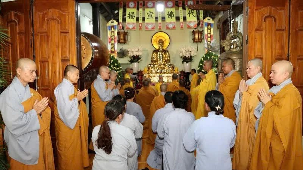 Đắk Lắk: An vị tôn tượng Đức Bổn sư Thích Ca Mâu Ni tại niệm Phật đường Phước Chánh - Giác ngộ