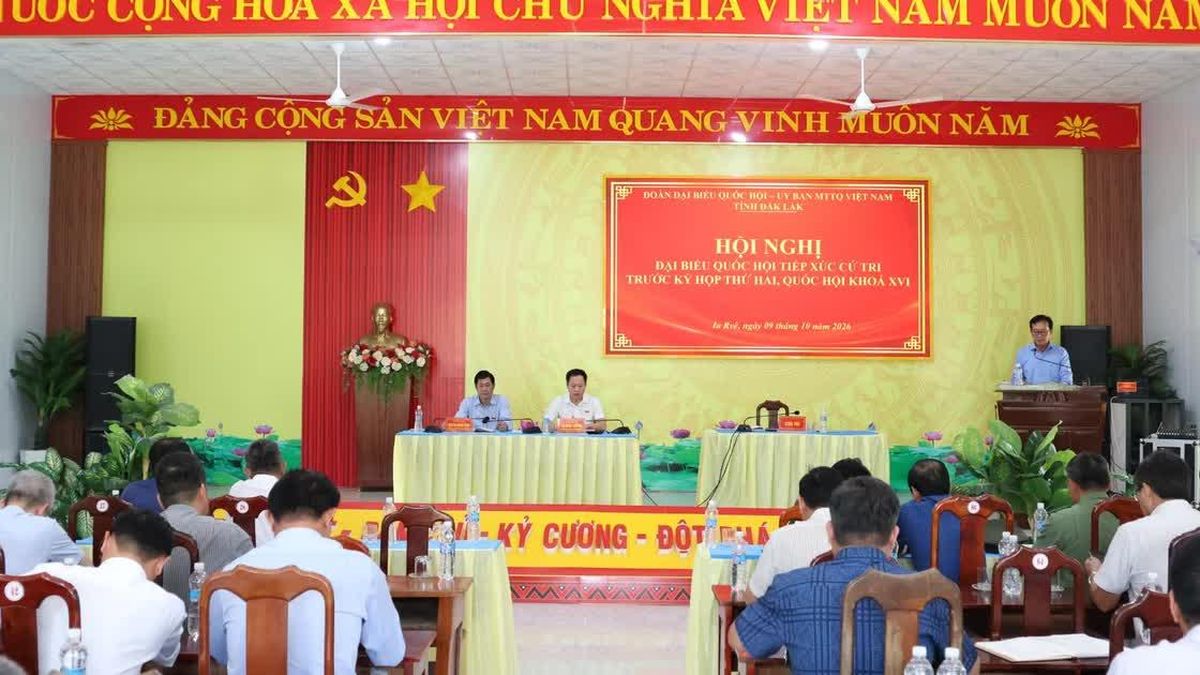 Cử tri các xã biên giới Đắk Lắk kiến nghị ưu tiên nguồn lực đầu tư kết cấu hạ tầng phục vụ sản xuất và dân sinh - Báo Nhân Dân
