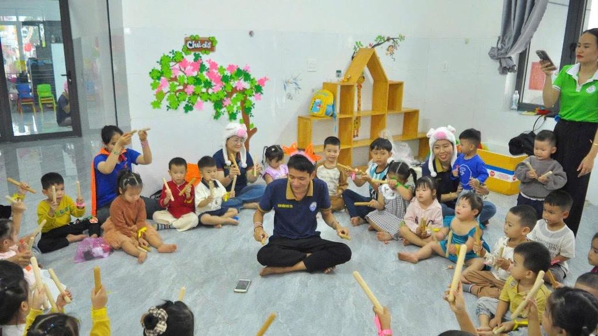 Phạm Văn Tiến- Thắp sáng những phận đời bằng lòng nhân ái - Báo Quân Đội Nhân Dân