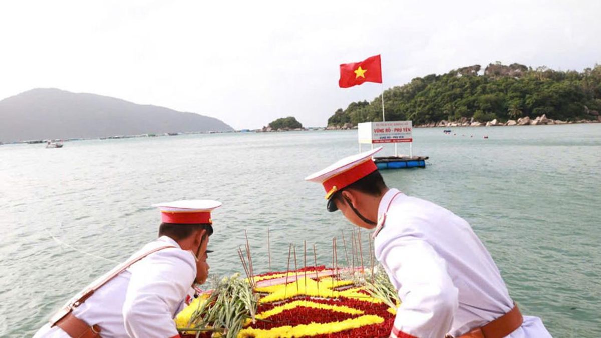Huyền thoại Vũng Rô - Báo Đà Nẵng