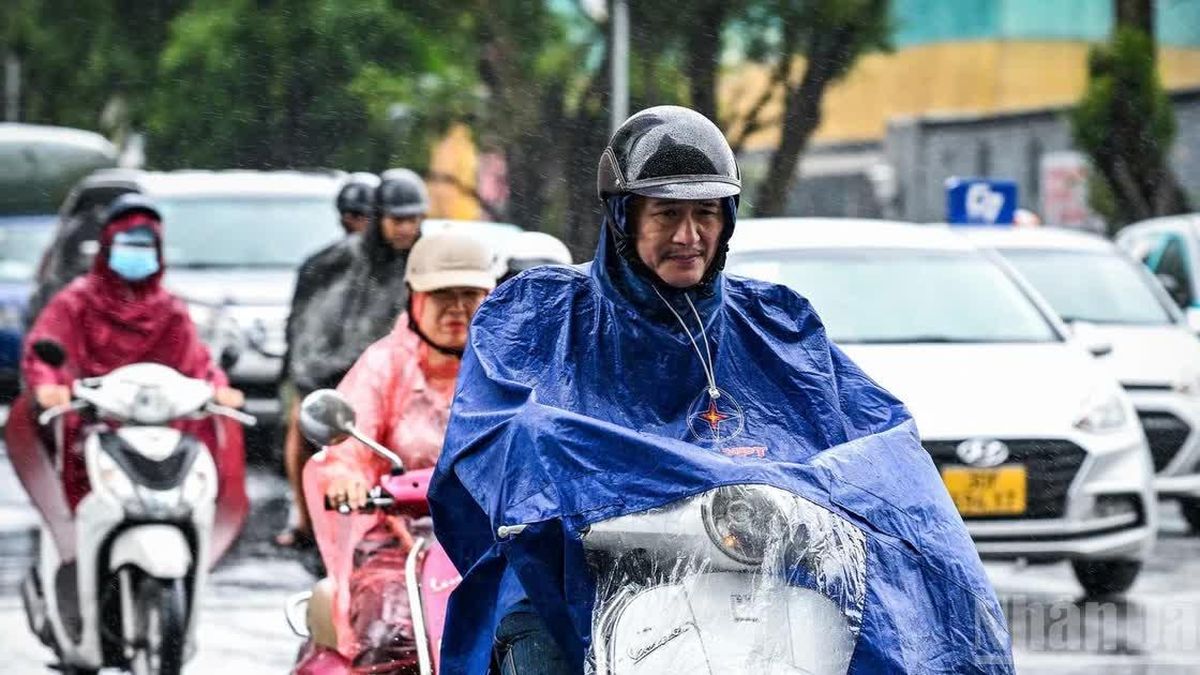 Thời tiết ngày 12/10: Bắc Bộ ngày nắng, đêm không mưa, Trung Bộ và Nam Bộ mưa dông rải rác - Báo Nhân Dân