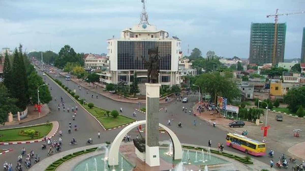 Đắk Lắk đặt mục tiêu thu hút 400 dự án đầu tư giai đoạn 2026-2030 - Chuyên Trang Doanh nhân & Công lý - Báo Công Lý