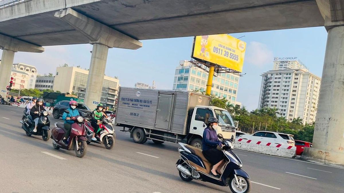 Thời tiết Hà Nội và miền Bắc lại nắng nóng kéo dài - Chuyên trang Gia Đình & Xã Hội - Báo Sức khỏe & Đời sống