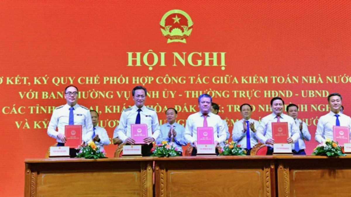 Kiểm toán Nhà nước ký kết Quy chế phối hợp với ba tỉnh miền Trung Tây Nguyên - Tạp chí VnEconomy