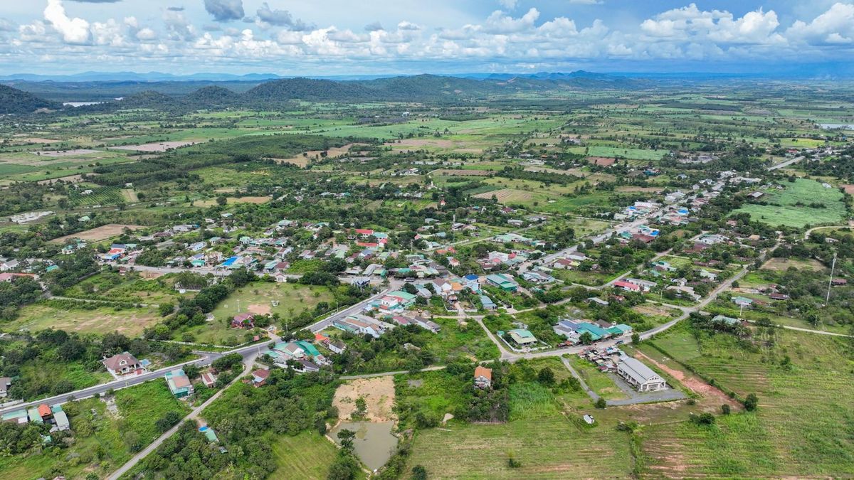 Chị gái không ký giấy chia thừa kế, em trai vẫn được sang tên 4 thửa đất - Báo VietnamNet