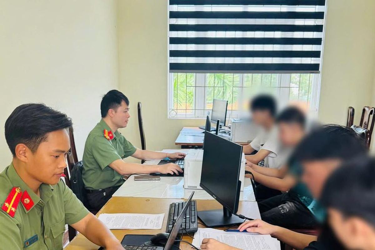 Tuyên Quang xử phạt 9 người mua bán trái phép thông tin 34 tài khoản ngân hàng