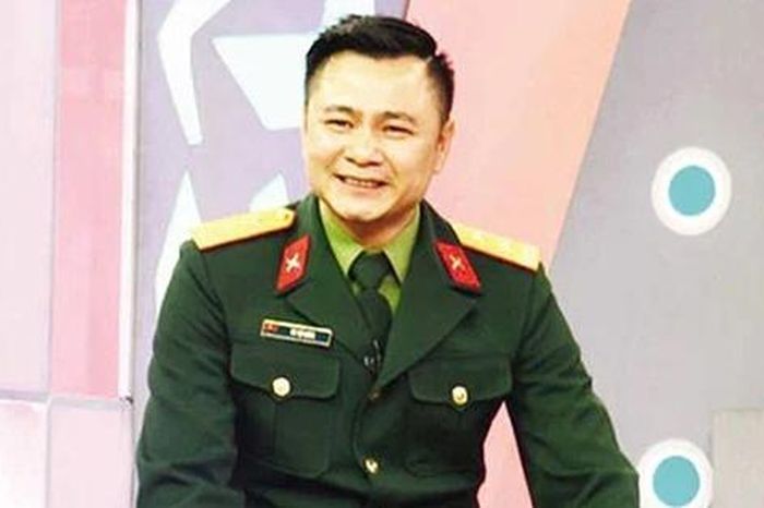Nghệ sĩ nhân dân Tự Long nhậm chức Giám đốc Nhà hát Chèo Quân đội - Tạp ...
