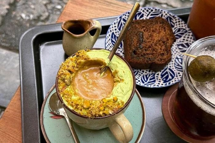 Chờ ròng rã 5 ngày uống affogato rót cà phê 'hot' nhất Hà Nội - Tạp chí ...
