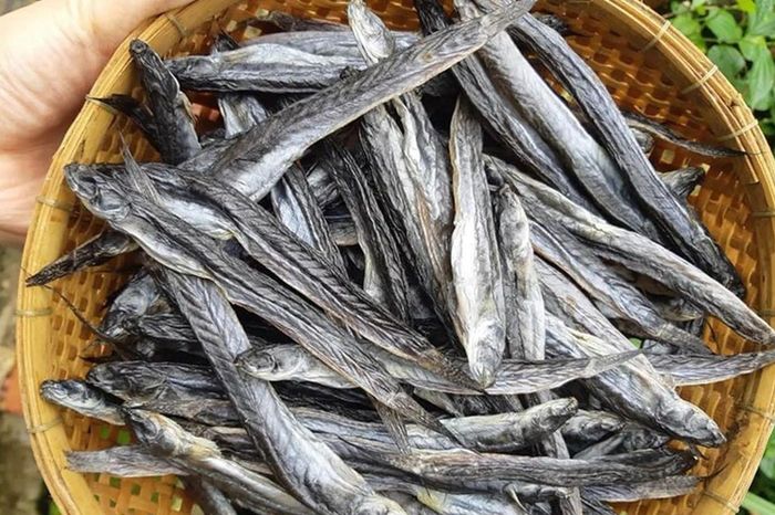Loại cá bị chê vì quá nhớt, nay phơi khô thành đặc sản miền Tây ngày ...