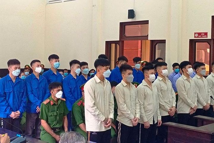 Tiền Giang xét xử vụ bắn chết người tại quán karaoke XO - Báo …