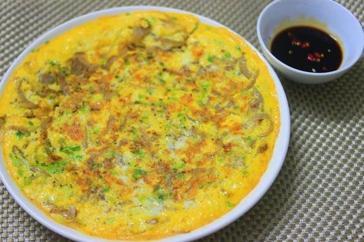 Rán trứng cho mắm, muối là chưa đủ, thêm vài giọt này trứng không tanh ...
